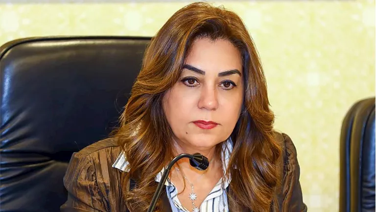 بحضور فاروق و الزملوط : د. منال عوض تزرع شجرة ضمن المرحلة الرابعة من المبادرة الرئاسية لزراعة ١٠٠ مليون شجرة 6 2025 10 18 15 49 53 411
