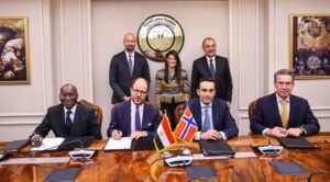 توقيع خطابات نوايا لتمويل مشروع "دندرة" للطاقة الشمسية لتغذية مجمع "مصر للألومنيوم" بالطاقة النظيفة في حضور وزيرين وسفير النريوج 1 557186683 1360429819460768 3213932474151361708 n