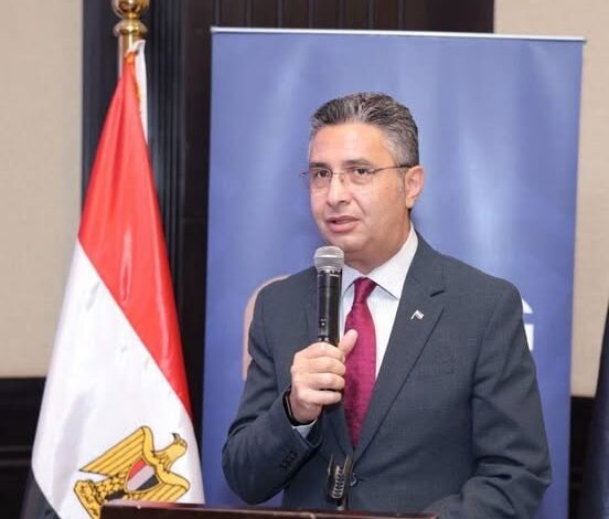 وزير التموين والتجارة الداخلية عدم المساس بسعر رغيف الخبز البلدي المُدعم بعد تحريك أسعار السولار 1 568098491 1373850098118740 1086625884444894129 n