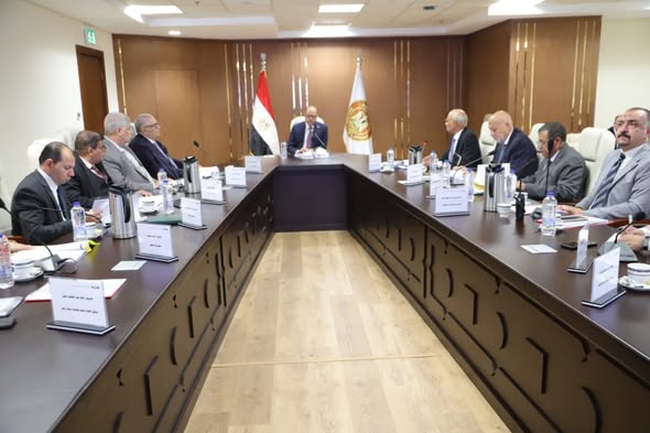صندوق إعانات الطوارئ للعمال قدم 2 مليار و379 مليونًا و500 ألف جنيه لـ441 ألف عامل في 3999 منشأة 1 571679178 1381069097396840 5248040301165685292 n