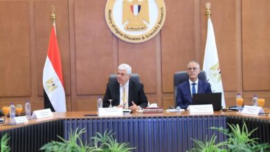 د. أيمن عاشور : الجامعات الأهلية أصبحت تحظى بمكانة مرموقة ضمن منظومة التعليم العالي في مصر 2 FB IMG 1761639607301
