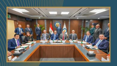 بقيمة 135 مليون دولار .. وزير البترول والثروة المعدنية يشهد توقيع عقد تمويل مشروع الإيثانول الحيوي مع تحالف مصرفي 2 FB IMG 1761837461653