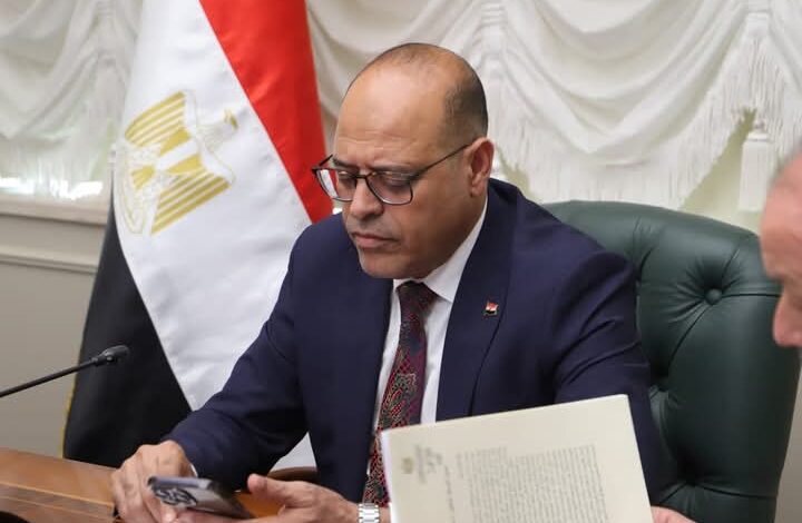 وزير العمل : تفتيش 62 مُنشأة و تحرير 32 محضرًا و مُهلة لـ12 موقعًا لإستيفاء الملاحظات..إيقاف منشأتين 1 Screenshot ٢٠٢٥١٠١٤ ١٥٢٠٣١