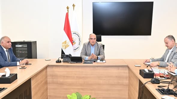 سويلم يتابع إنجازات مركز التدريب الإقليمي للموارد المائية والري والخطط الجارية والمستقبلية لتطوير ورفع كفاءة المركز 1 578257051 1395030789334004 4914139193827563588 n