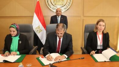 وزير الكهرباء والطاقة المتجددة:توقيع اتفاقية مبادلة الديون (Debt Swap Agreement) بمبلغ 50 مليون يورو بين مصر وألمانيا لتمويل مشروعين لخطوط ربط محطتين لطاقة الرياح على الشبكة القومية للكهرباء 3 578273781 1395336172636799 7157632978204344512 n
