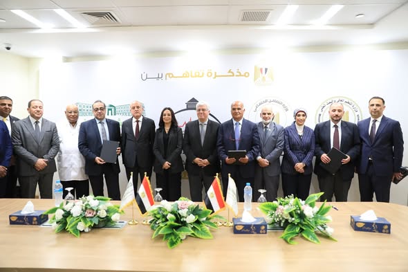 توقيع مذكرة تفاهم بين المجلس الأعلى للمستشفيات الجامعية والقطاع الطبي بوزارة التضامن الاجتماعي ومستشفى شفاء الأورمان بالأقصر 1 580992320 1374815360667961 8194917053472544235 n