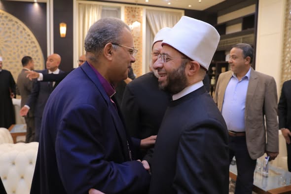 رئيس الطائفة الإنجيلية يشارك في احتفال دار الإفتاء بمرور ١٣٠ عامًا على تأسيسها 1 586342782 821269750535320 8551966949761623374 n
