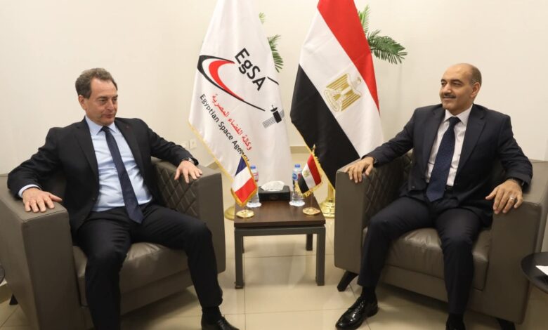 وكالة الفضاء المصرية تستقبل السفير الفرنسي بالقاهرة لبحث سبل التعاون المشترك في مجال تكنولوجيا علوم الفضاء 1 FB IMG 1763038606346