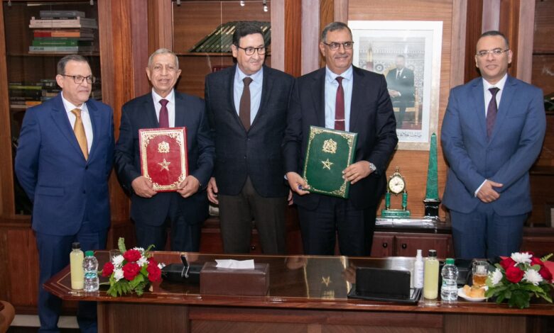الأكاديمية العربية ومعهد الدراسات البحرية بالمغرب يوقعان مذكرة لتعزيز "الاقتصاد الأزرق" وتأهيل الكفاءات. 1 FB IMG 1763142715264