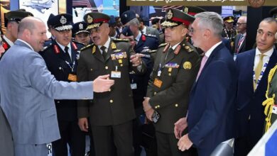 الفريق أحمد خليفة رئيس أركان حرب القوات المسلحة يعود إلى أرض الوطن عقب مشاركته فى فعاليات معرض " دبى الدولى للطيران 2025 " 2 FB IMG 17635537835112