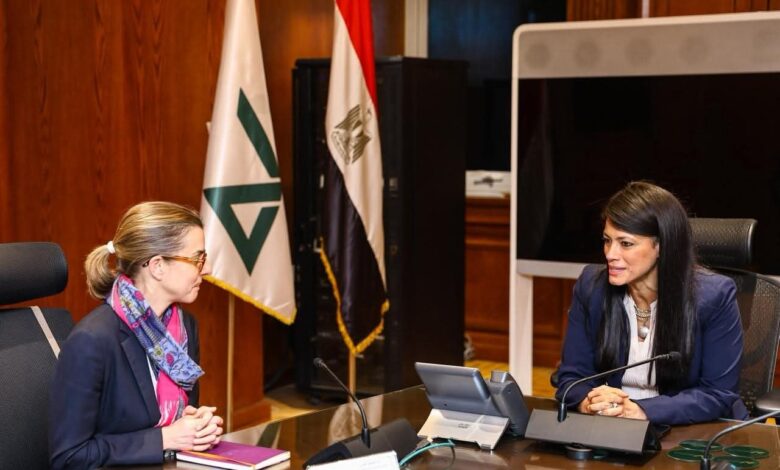 وزيرة التخطيط والتنمية الاقتصادية والتعاون الدولي تستقبل الرئيس التنفيذي لشركة بروباركو الاستثمارية الفرنسية لمناقشة تعزيز الشراكة لتمكين القطاع الخاص 1 FB IMG 1763803442092