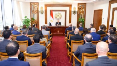 وزير الخارجية يجتمع مع قيادات الوزارة من الدرجات الوسطى لمتابعة سير العمل بالوزارة 6 FB IMG 1765899056594