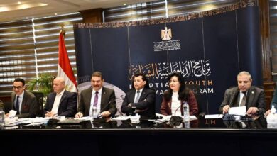 وزير الشباب والرياضة يشهد جانبًا من مقابلات الالتحاق ببرنامج الدبلوماسية الشبابية 4 FB IMG 1766143830773