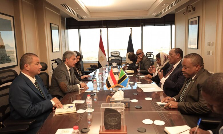 وزير السياحة والآثار يبحث مع وزير الإعلام والثقافة والفنون والرياضة التنزاني سبل تعزيز التعاون في المجالات ذات الاهتمام المشترك 1 FB IMG 1766349429872