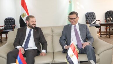 وزير الزراعة يبحث مع وزير الاقتصاد الأرميني آفاق التعاون الزراعي المشترك وزيادة فرص الاستثمار 6 FB IMG 1766392770798