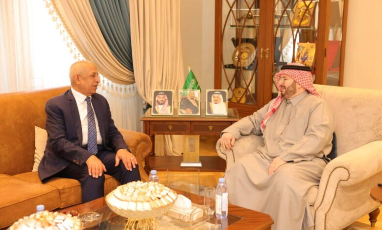 رئيس الأكاديمية العربية يزور القنصل العام السعودي بالإسكندرية للتهنئة بمهام منصبه 1 611617459 1310515704446766 1512982978694511998 n