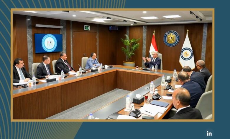 وزير البترول والثروة المعدنية يعقد اجتماعًا لبحث تطوير منظومة الرعاية الصحية للعاملين 1 FB IMG 1767345341987