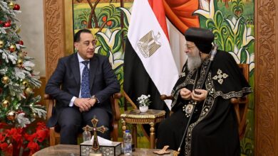 بمقر الكاتدرائية المرقسية بالعباسية .. رئيس الوزراء يهنئ قداسة البابا تواضروس الثاني بمناسبة عيد الميلاد المجيد 4 FB IMG 1767519304436