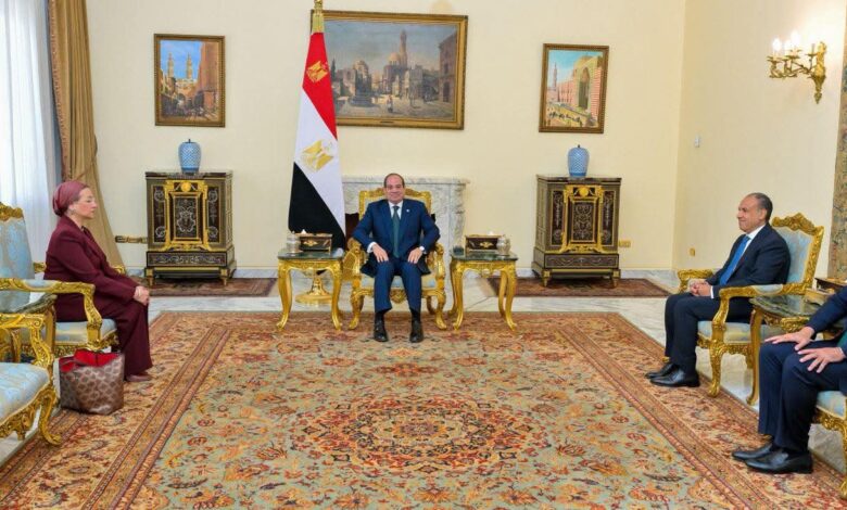 الرئيس عبدالفتاح السيسي يستقبل الدكتورة ياسمين فؤاد، وكيلة الأمين العام للأمم المتحدة، الأمينة التنفيذية لاتفاقية الأمم المتحدة لمكافحة التصحر 1 FB IMG 1767539429195