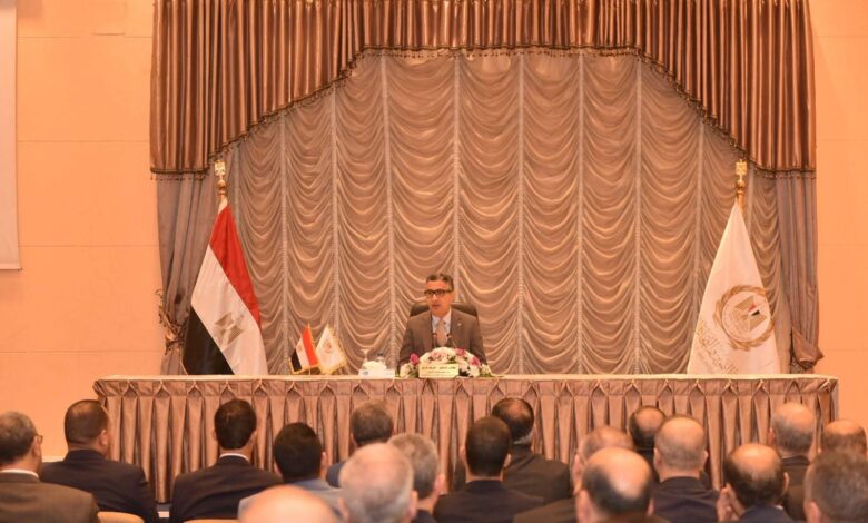 د.شريف فاروق وزير التموين يؤكد جاهزون لشهر رمضان وتوجيهات للمديريات بضبط الاسعار 1 FB IMG 1767879897264