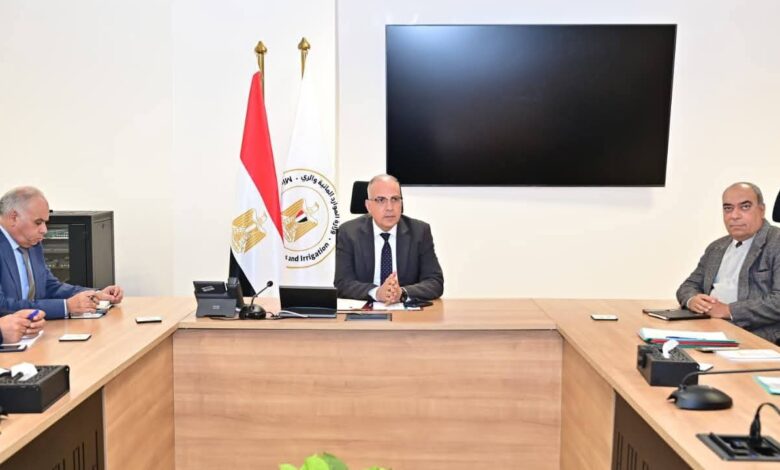الدكتور سويلم يتابع موقف التطبيقات المستخدمة بالوزارة لرصد الحشائش المائية باستخدام صور الأقمار الصناعية والمنصات الرقمية 1 FB IMG 1768464446787