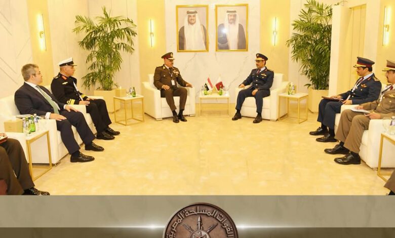الفريق أحمد خليفة رئيس أركان حرب القوات المسلحة يعود إلى أرض الوطن عقب مشاركته فى فعاليات معرض ومؤتمر الدوحة للدفاع البحرى " ديمدكس - 2026 " .. 1 FB IMG 1769007989167