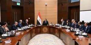 د. مصطفى مدبولي يلتقي رئيس شركة "بوينج" الأمريكية لبحث فرص تعزيز وتطوير الشراكة القائمة 2 FB IMG 1769618011382