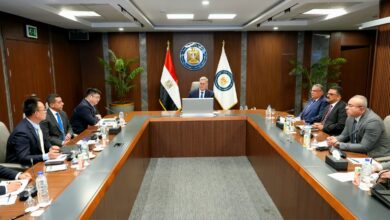 وزير البترول والثروة المعدنية يبحث مع "شينج فا" الصينية آفاق الاستثمار في التعدين والصناعات المصاحبة 3 IMG 20260122 WA0023