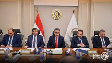 وزيرا التموين والزراعة ورئيس جهاز مستقبل مصر يبحثون مستقبل صناعة السكر 6 FB IMG 1769949902481
