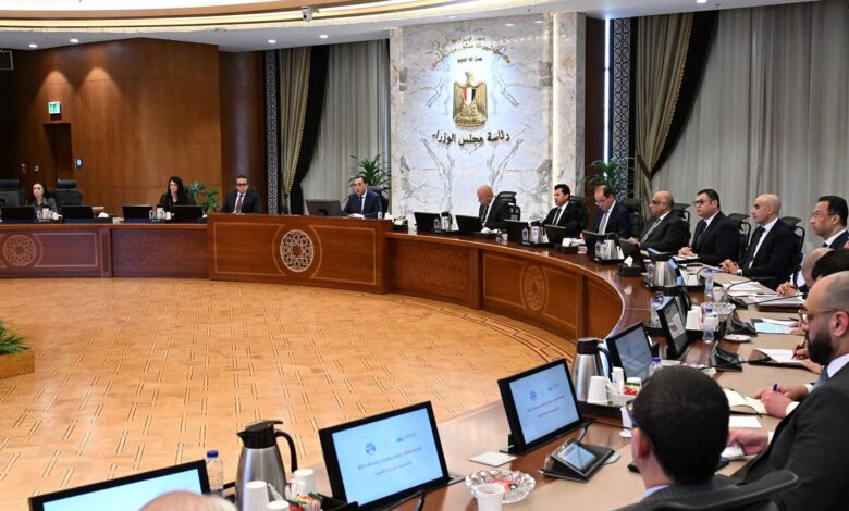 رئيس الوزراء يترأس اجتماع اللجنة العليا للتعداد العام للسكان والإسكان والمنشآت لعام 2027 1 FB IMG 1770052072686
