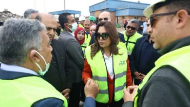 وزيرة التنمية المحلية والقائم بأعمال وزير البيئة ومحافظ الدقهلية يتفقدون مصنع معالجة وتدوير المخلفات بسندوب 5 FB IMG 1770306056164