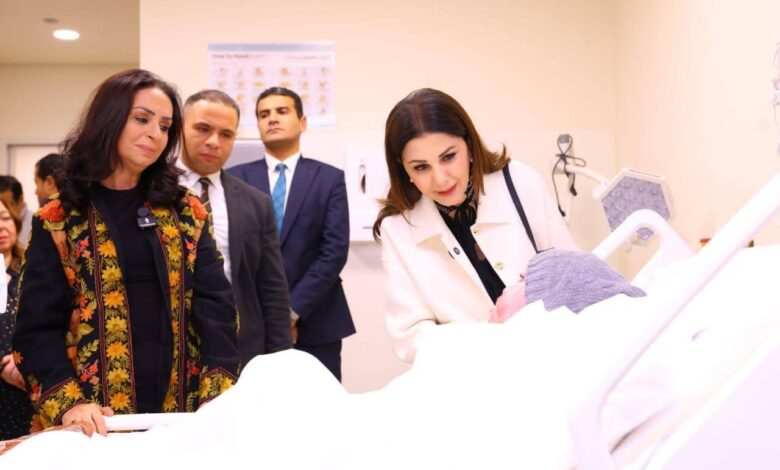 وزيرة التضامن الاجتماعي تتفقد مستشفى أهل مصر لعلاج الحروق بالقاهرة الجديدة بحضور هبه السويدي والفنانة ماجدة الرومي 1 FB IMG 1770320297661