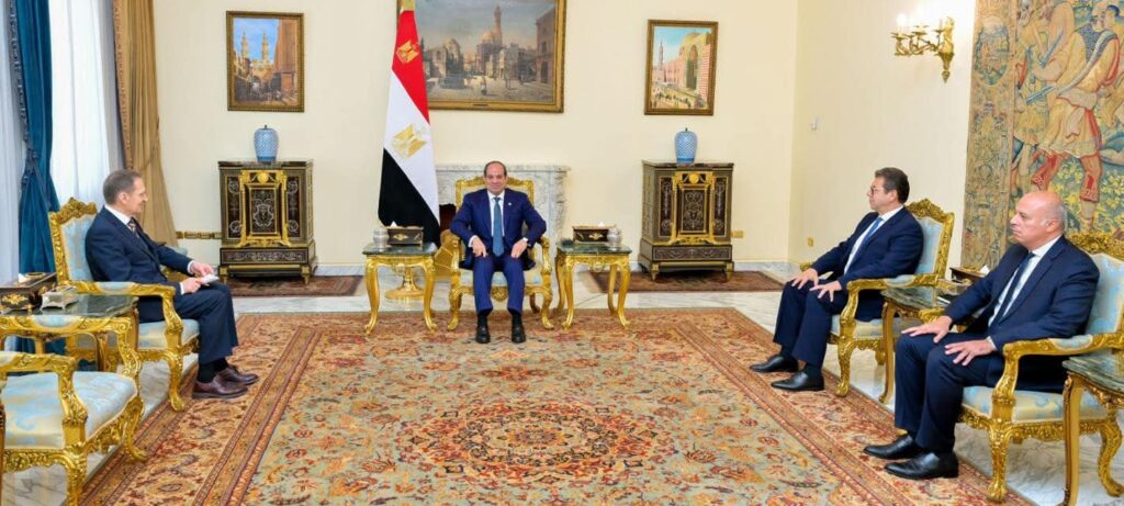 وزير البترول والثروة المعدنية يعتمد الموازنات الاستثمارية 18 FB IMG 1770818378821