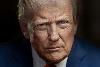 Official Presidential Portrait of President Donald J. Trump 2025.jpg