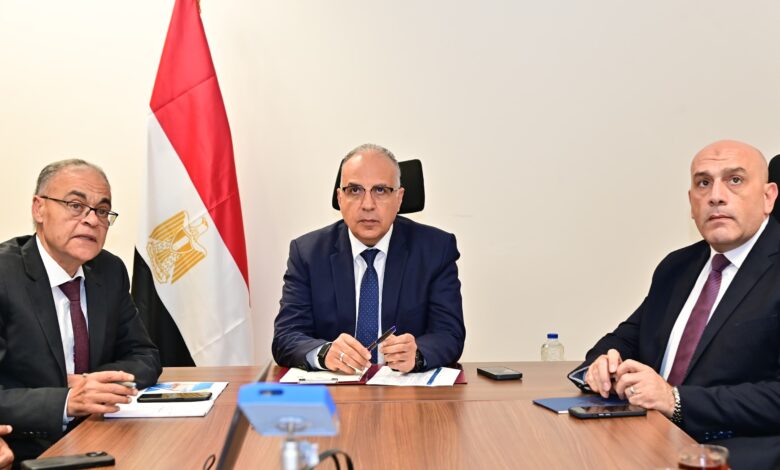 وزير الري يبحث التعاون مع الشركات الألمانية فى صناعة صناديق تروس محطات الرفع 1 WhatsApp Image 2026 02 16 at 11.06.37 AM