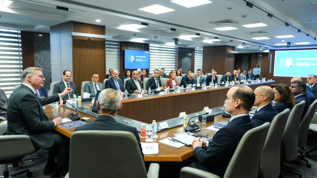 برئاسة وزير البترول والثروة المعدنية… اللجنة العليا لمؤتمر ومعرض مصر الدولي للطاقة "إيجبس 2026" تتابع استعدادات تنظيم النسخة التاسعة المقرر انطلاقها 30 مارس المقبل 7 WhatsApp Image 2026 02 18 at 10.46.10 AM 1
