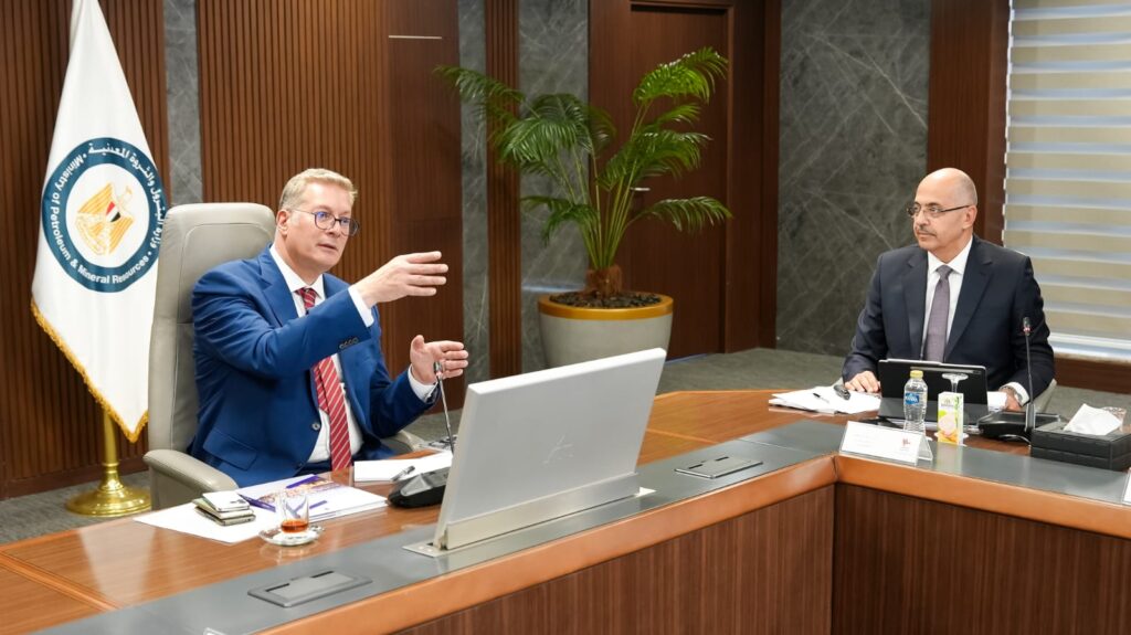 وزير البترول والثروة المعدنية خلال الجمعية العامة لشركة الشرق الأوسط لتكرير البترول " ميدور " 11 WhatsApp Image 2026 02 22 at 3.57.34 PM 1