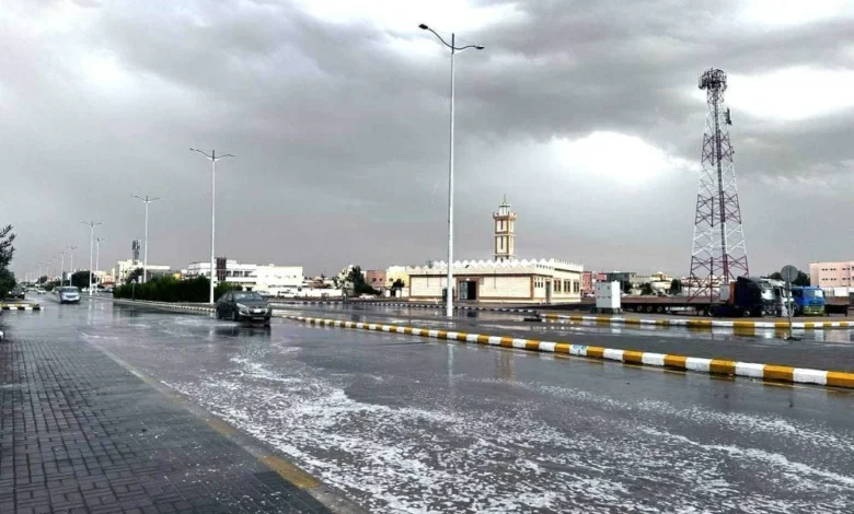 الأمطار تضرب بقوة.. بيان عاجل بشأن حالة الطقس: ذروة المنخفض القطبي 1 1693826