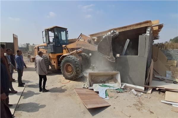الجيزة تزيل 24 حالة بناء مخالف وتعديات على الأراضي الزراعية بعدة مراكز 1 20260306173849322