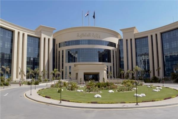 مصدر أمني ينفي مزاعم «الإرهابية» باحتجاز فتاة وتعذييها بقسم شرطة بالقاهرة 1 20260324005122302