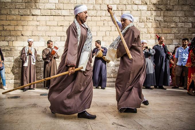 العيد فى إسنا بالأقصر.. تحطيب على ارتفاع 800 متر 1 427805574 7619366184763523 3306467820891742280 n