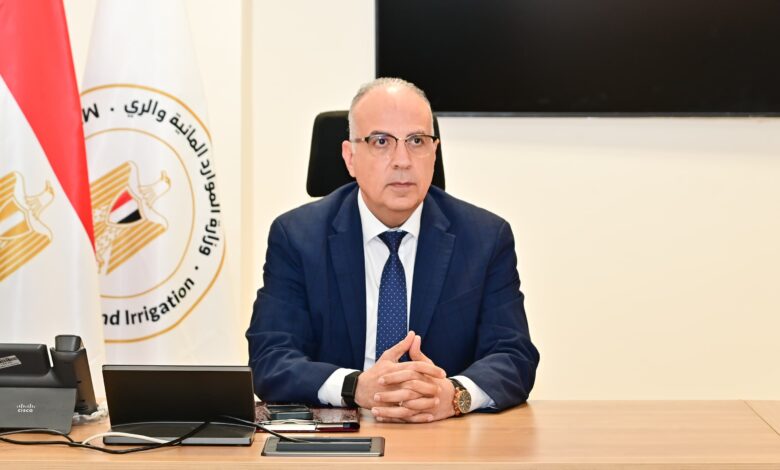 وزير الري يلتقي عددًا من أعضاء مجلس النواب لمناقشة طلبات المواطنين 1 WhatsApp Image 2026 03 29 at 11.42.02 AM