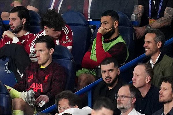 سلوت يتحدث عن عدم مشاركة محمد صلاح أمام باريس 1 20260408235459099