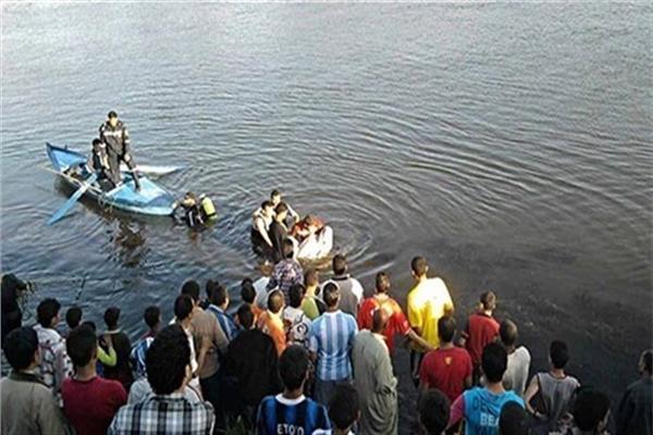 البحث عن طفلين في واقعة غرق مركب صيد بقنا 1 20260414022014643