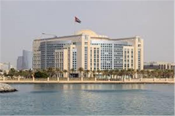 الإمارات والسعودية تنددان باعتداء درونز على مواقع حدودية كويتية 1 20260425014105229