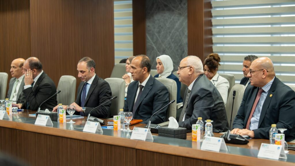 خلال جمعيتها العامة.. «إبسكو» تواصل النمو في 2025 وتتوسع في خدمات العمالة والتغذية والتوريدات 3 IMG 20260406 WA0091