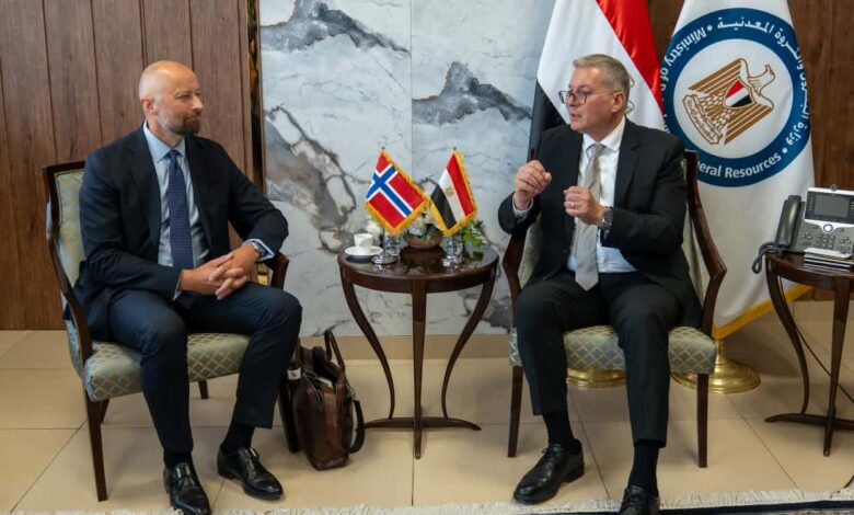 وزير البترول يبحث مع السفير النرويجي التعاون بمجالات الطاقة الخضراء والبحث عن الغاز 1 19 2026 639141986512897690 289