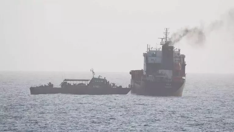 ناقلة نفط إيرانية ثالثة محملة بمليون برميل تغادر خط الحصار 1 2021 4 7 16 2 52 867