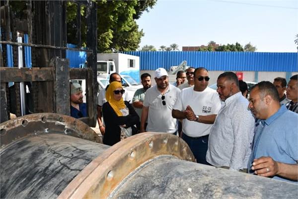 رئيس مياه الشرب بالجيزة يتفقد الورشة العمومية ويؤكد جاهزية فرق الطوارئ والصيانة 1 20260610011100249