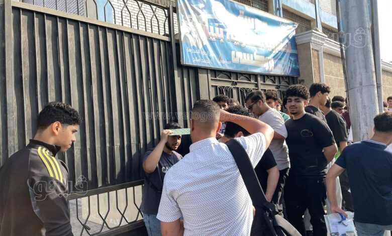 الثانوية العامة 2026.. انتظام دخول الطلاب لجان امتحانات «الطبري» بمصر الجديدة وسط متابعة مكثفة من قيادات التعليم 1 392